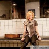 Anna Bergendahl Lyrics
