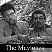 Maytones Lyrics