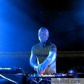 Solarstone Lyrics